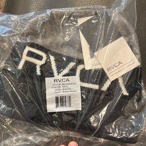 RVCA Bronson Beanie NWT